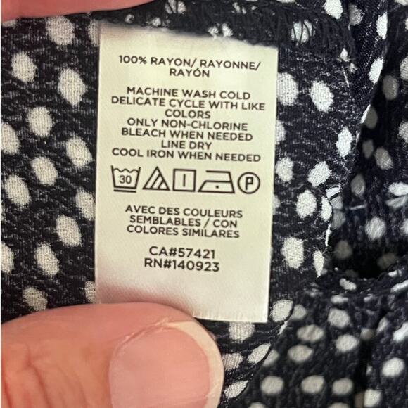 LOFT Dotted Peplum Back Blouse Navy And White Size S. NEW - Picture 7 of 7